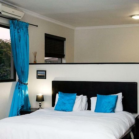 Rivendell Hotel Hartbeespoort Exterior photo