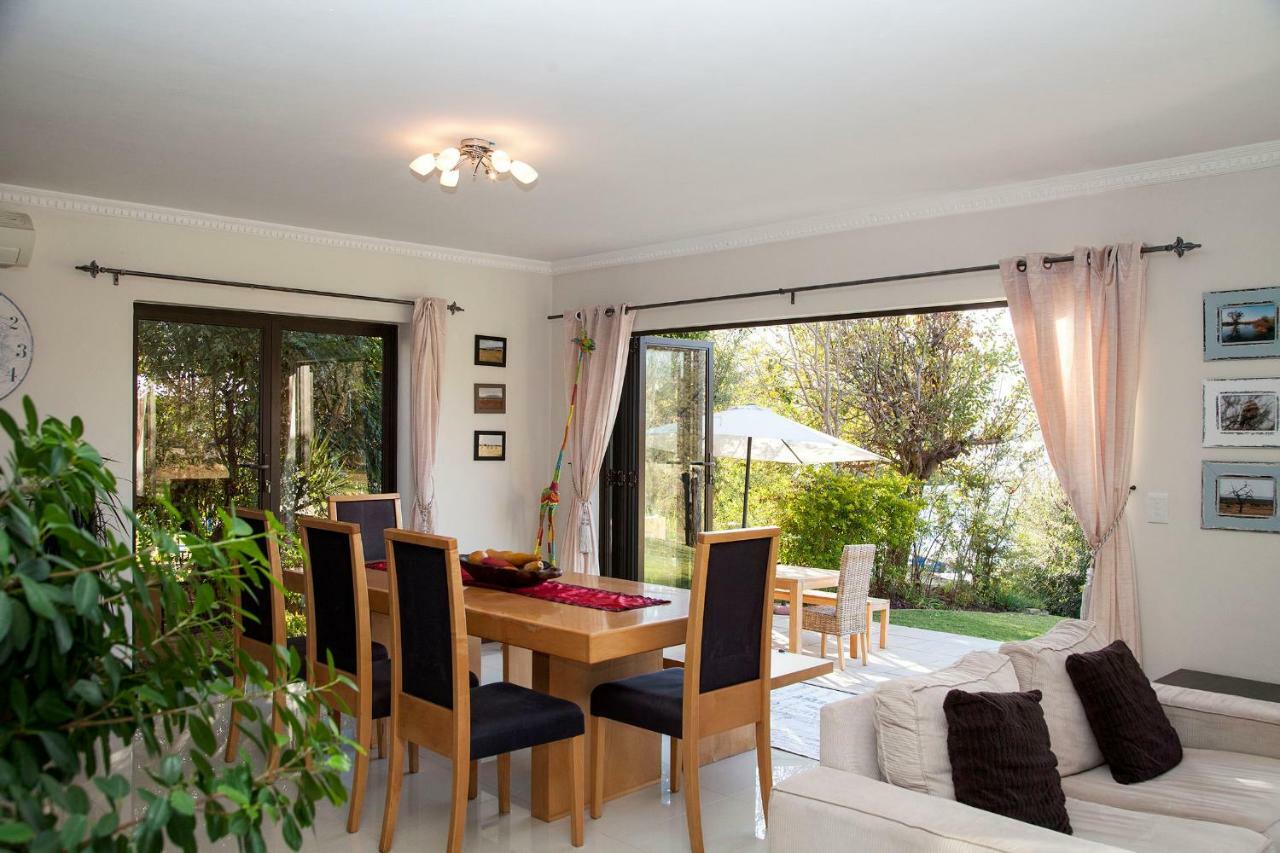 Rivendell Hotel Hartbeespoort Exterior photo