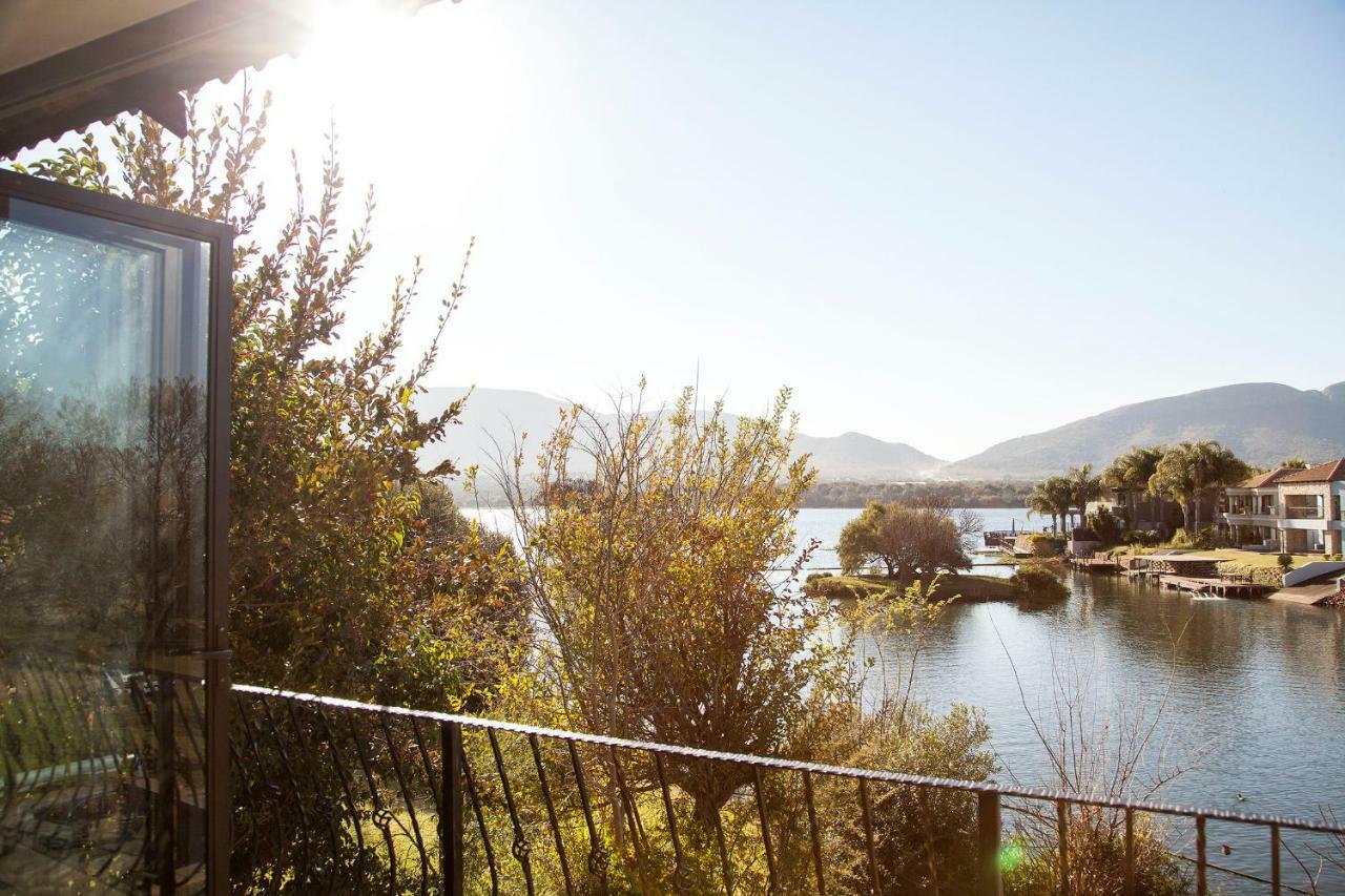 Rivendell Hotel Hartbeespoort Exterior photo